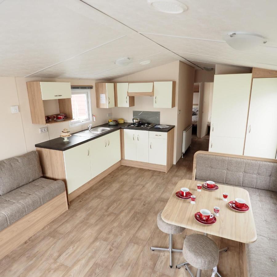 Camping De Binnenvaart Superior Chalet Aan de Wolfsberg Eksteriør billede