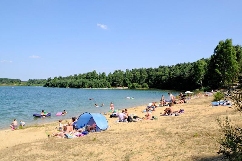 Camping De Binnenvaart Superior Chalet Aan de Wolfsberg Eksteriør billede